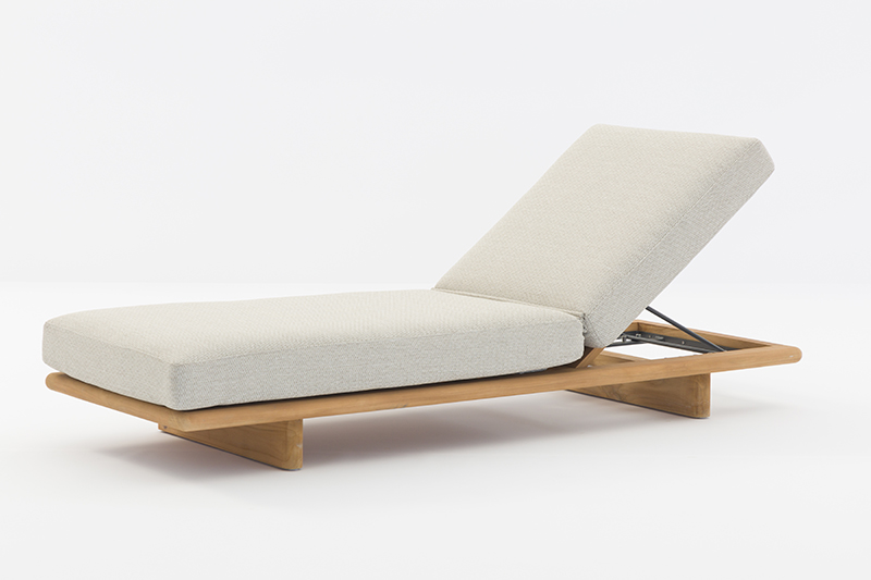 ML402 Teak lounge.jpg